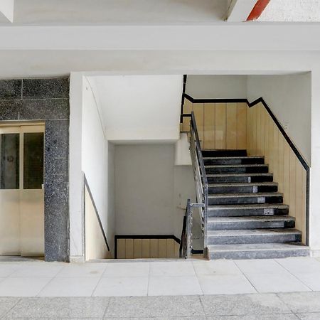 Super Townhouse Ambaji Formerly Hotel Kardhar Inn Eksteriør bilde